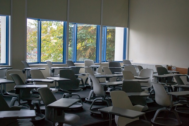 zespół redakcyjny edukacja finansowa warszawa analiza danych